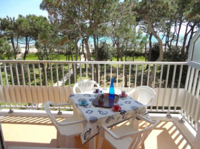 Beautiful apartment for 4 people, facing the sea